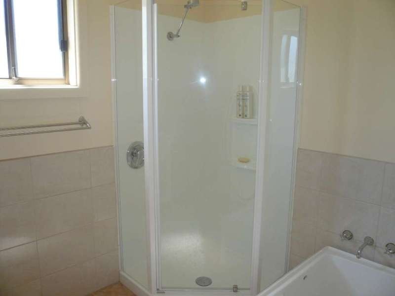 10 Button Street, Mowbray TAS 7248