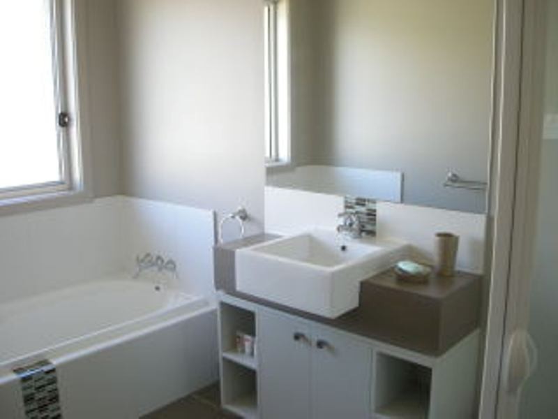 11 Pocket Place, Newnham TAS 7248