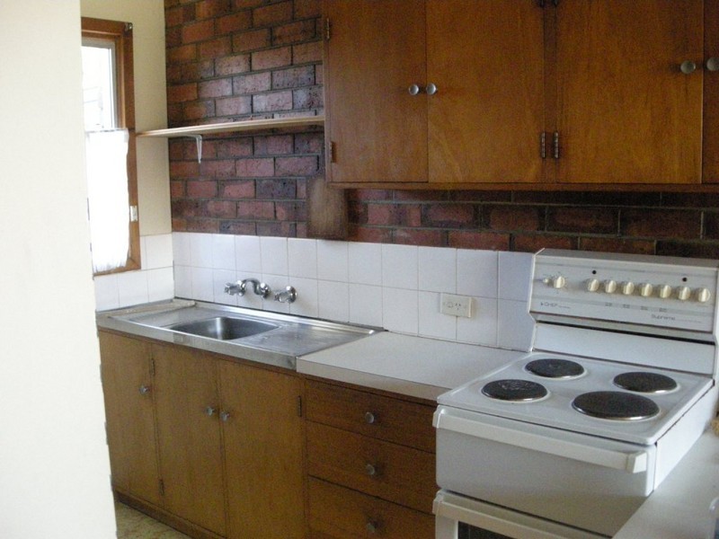 2/6 Albert Street, Youngtown TAS 7249