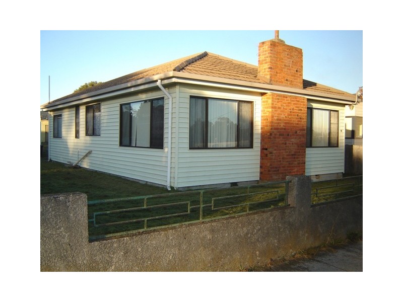 16 Goulburn Street, George Town TAS 7253