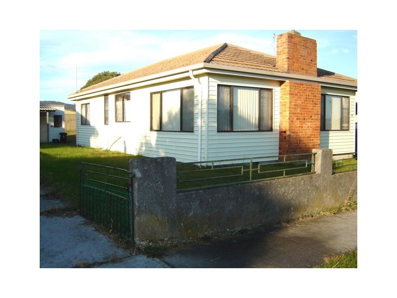16 Goulburn Street, George Town TAS 7253