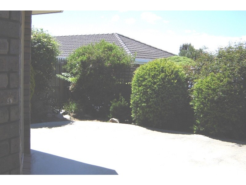 2/12 Mount Garrett Court, Youngtown TAS 7249