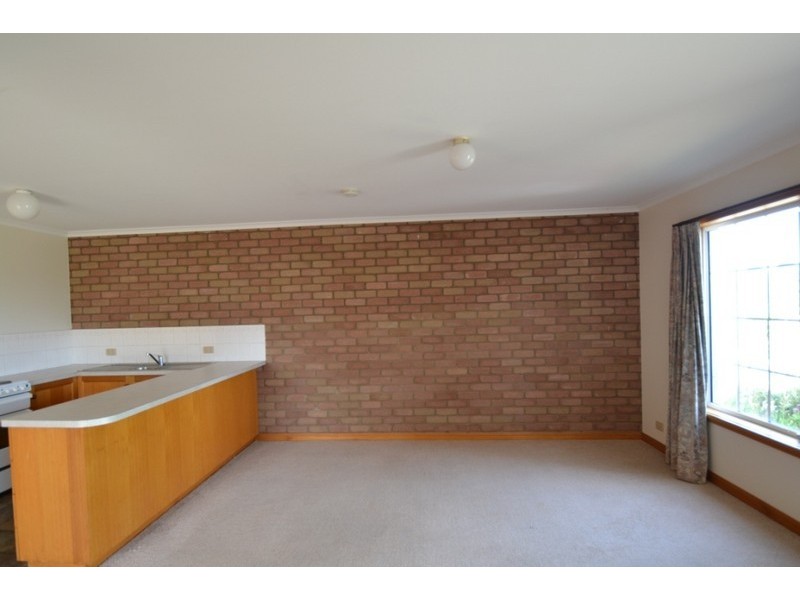 7/15  Parklands Parade, Newnham TAS 7248