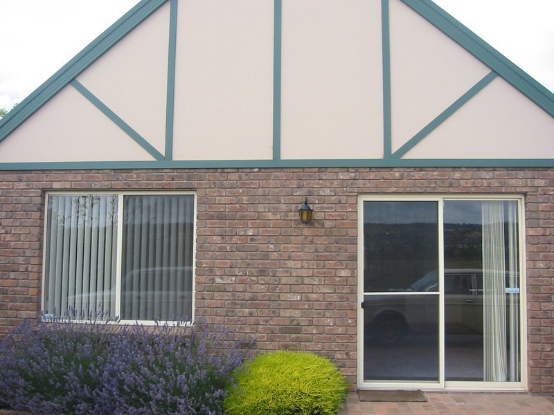 2/22  Eddington Crescent, Invermay TAS 7248