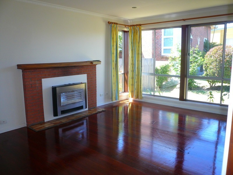 3 Paringa Avenue, Newnham TAS 7248