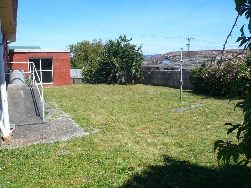 3 Paringa Avenue, Newnham TAS 7248