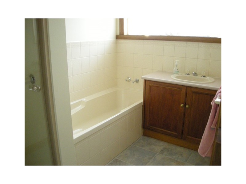 2/9 Gleneagles Way, Prospect TAS 7250