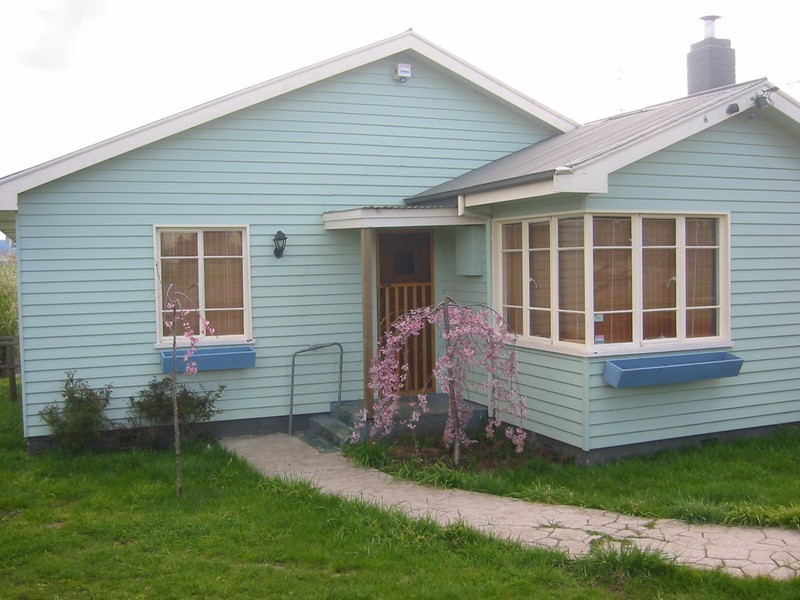 11 Hargrave Crescent, Mayfield TAS 7248