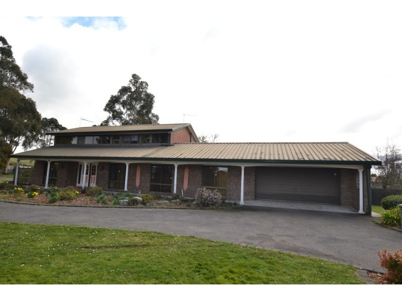 16 Cromwell Street, Perth TAS 7300