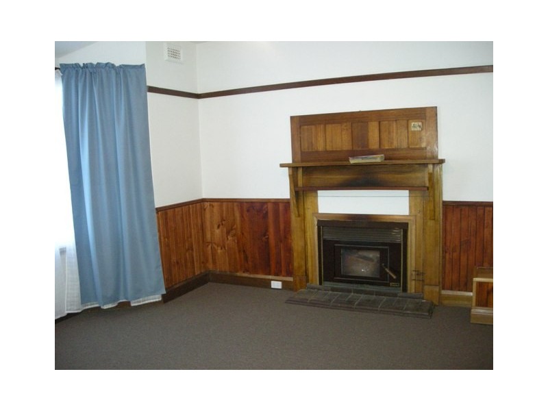 35 Button Street, Mowbray TAS 7248
