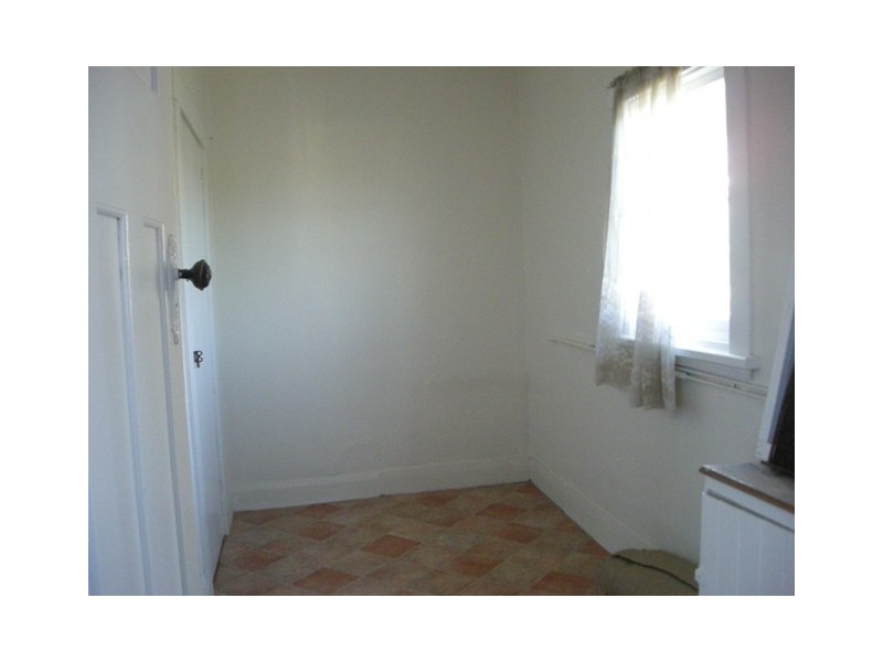 35 Button Street, Mowbray TAS 7248