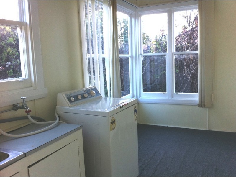 2 St Andrews Street, West Launceston TAS 7250