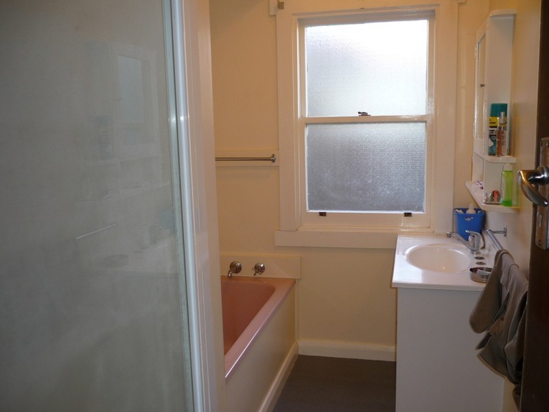 8 Luck Street, Mowbray TAS 7248