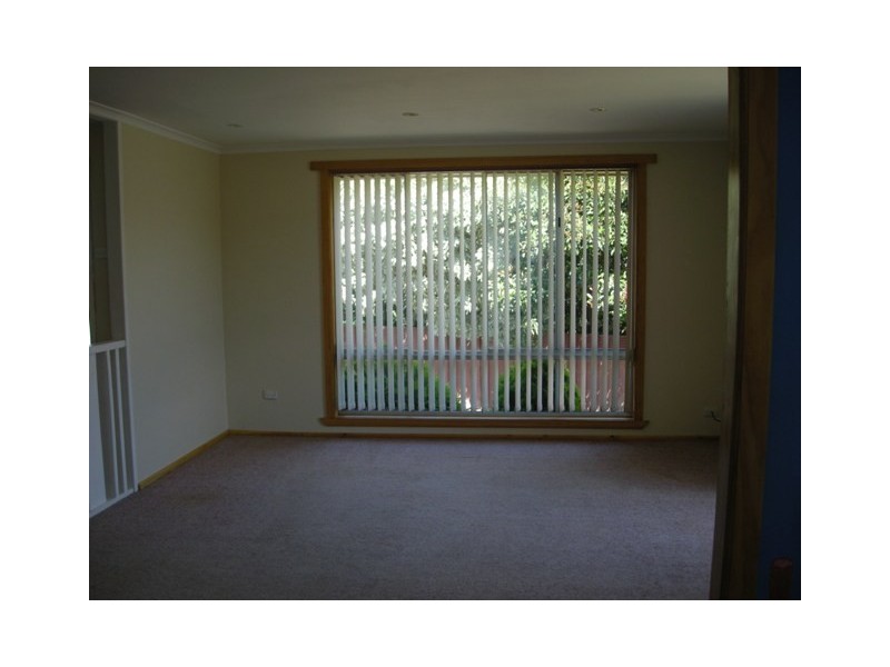 3 Ryan Court, Newnham TAS 7248