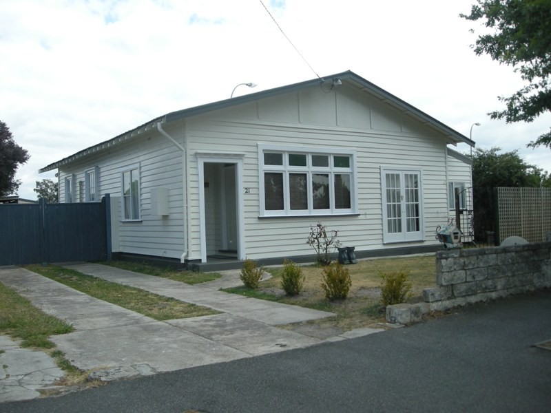 21 Birdwood Street, Mowbray TAS 7248
