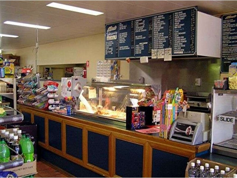 Dino’s Takeaway, George Town TAS 7253