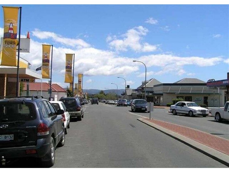 Dino’s Takeaway, George Town TAS 7253