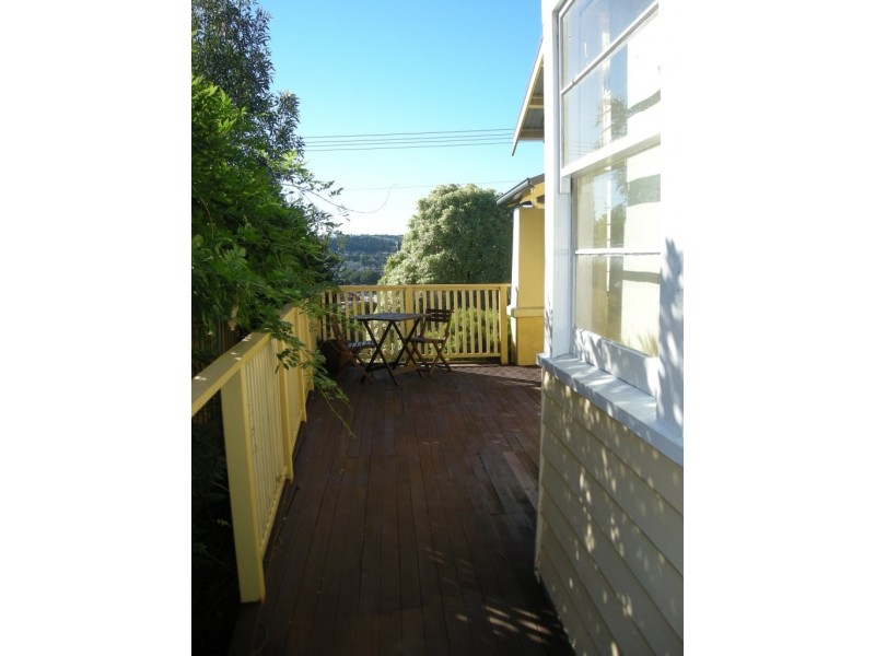 8 Hillside Crescent, West Launceston TAS 7250
