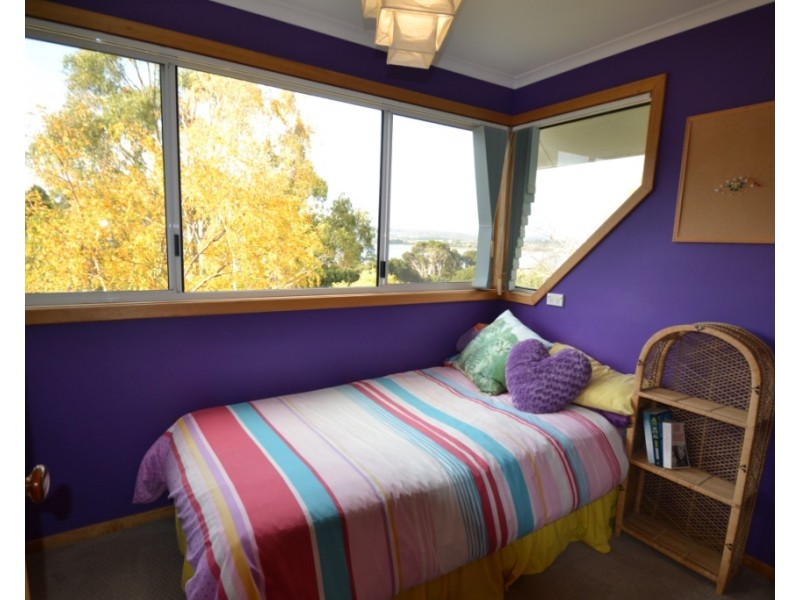 354 Gravelly Beach Road, Gravelly Beach TAS 7276