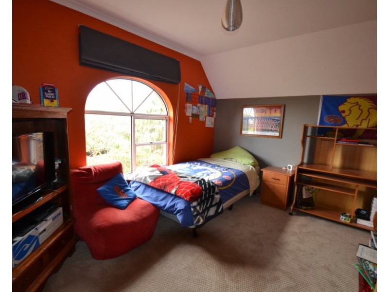 354 Gravelly Beach Road, Gravelly Beach TAS 7276