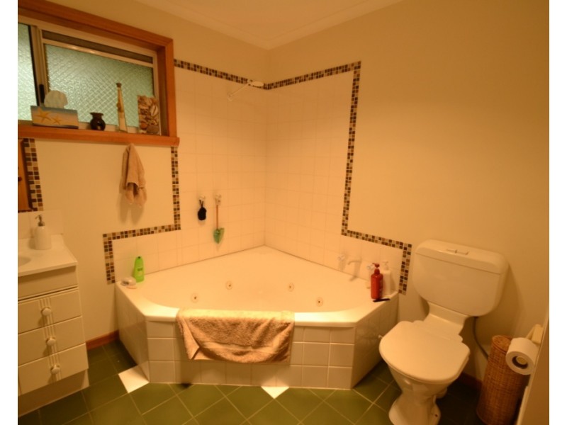 354 Gravelly Beach Road, Gravelly Beach TAS 7276
