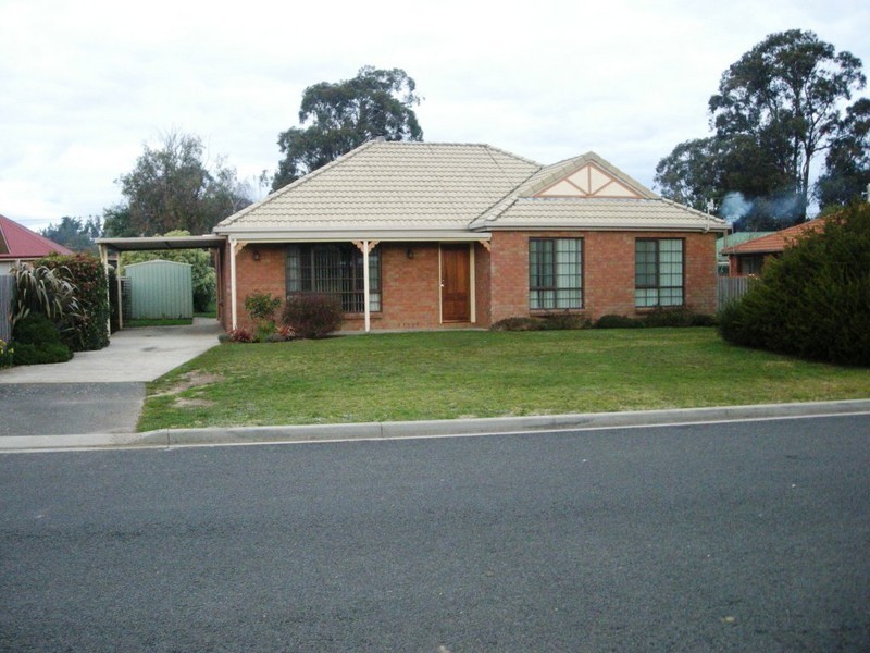 11 Banksia Grove, Perth TAS 7300