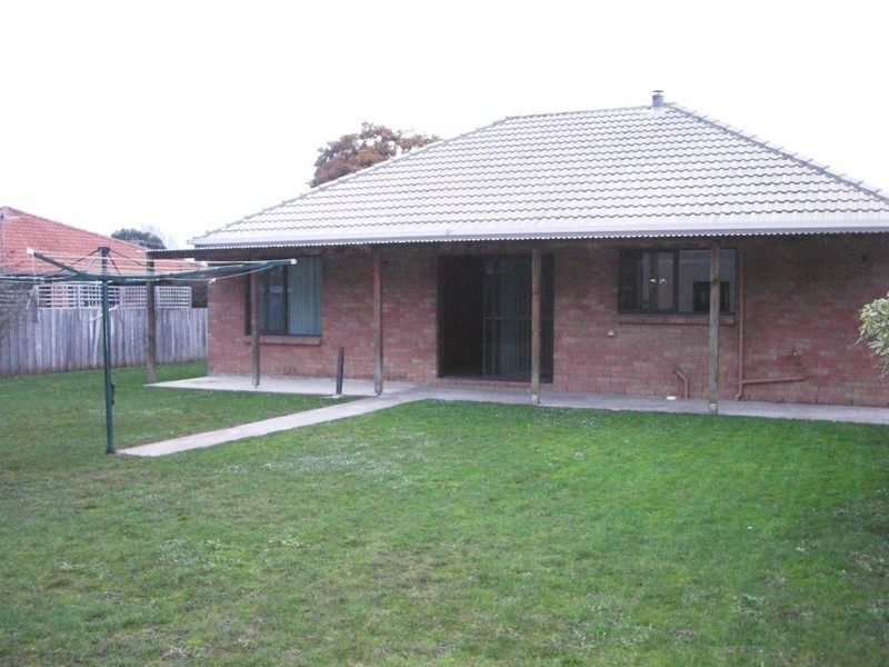 11 Banksia Grove, Perth TAS 7300