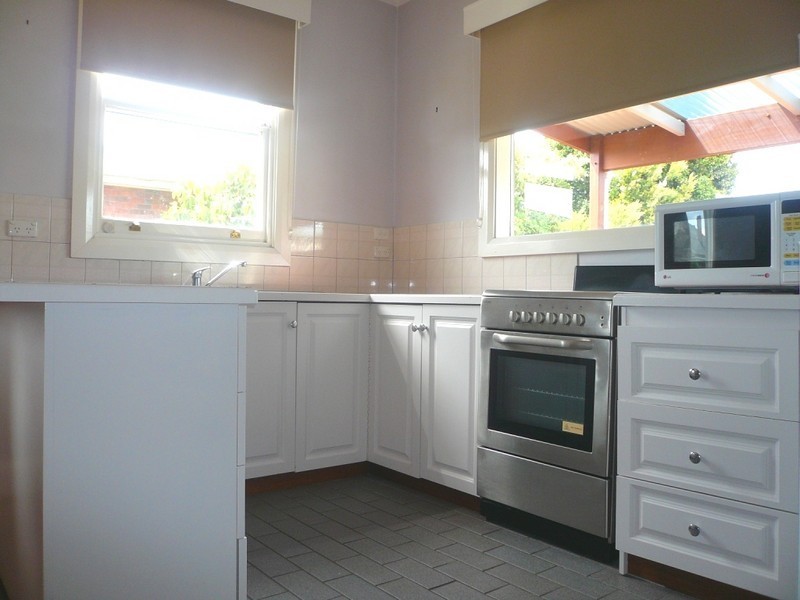 10 Mangin Street, Mowbray TAS 7248