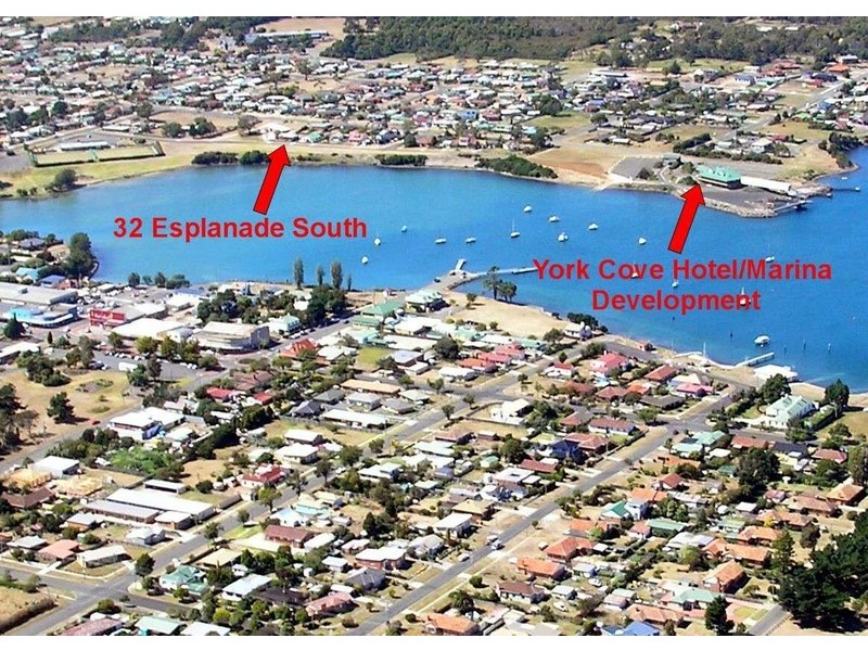 32 Esplanade South, George Town TAS 7253