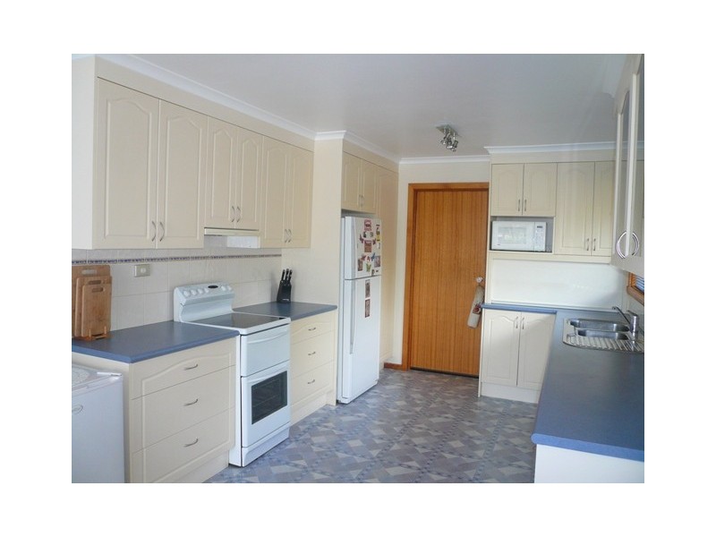 17 Mount Stuart Drive, Newnham TAS 7248