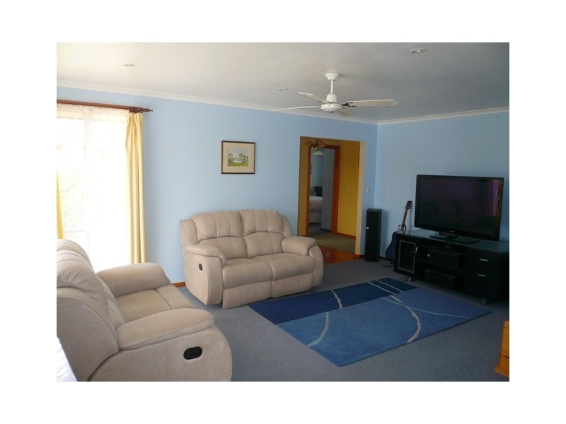 17 Mount Stuart Drive, Newnham TAS 7248