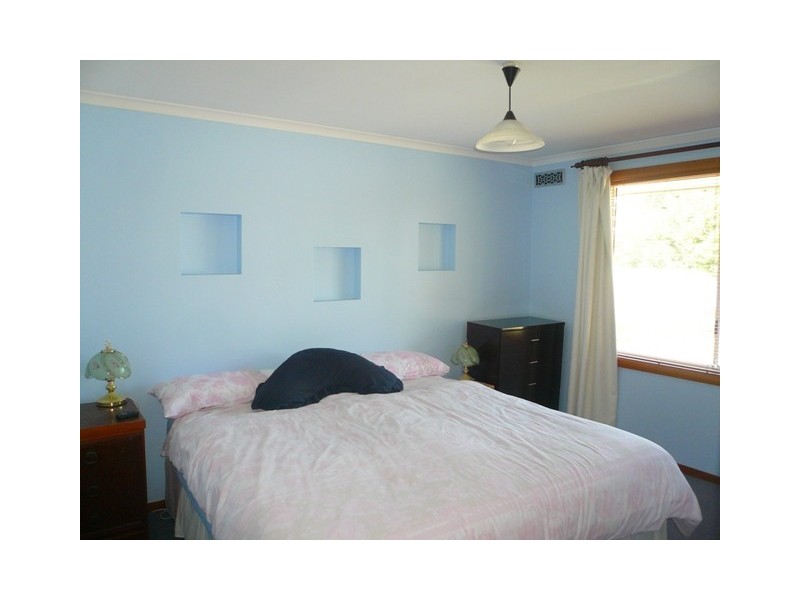 17 Mount Stuart Drive, Newnham TAS 7248