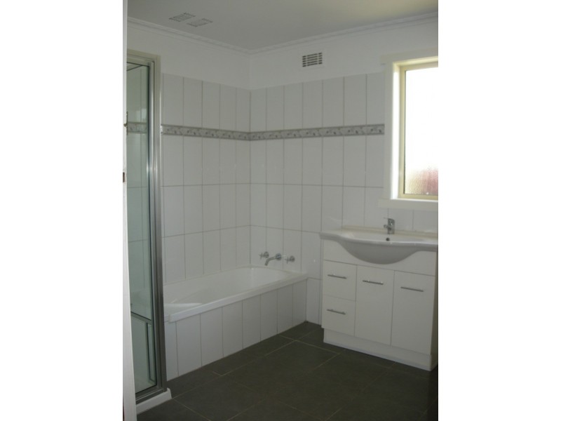 15 George Town Road, Newnham TAS 7248