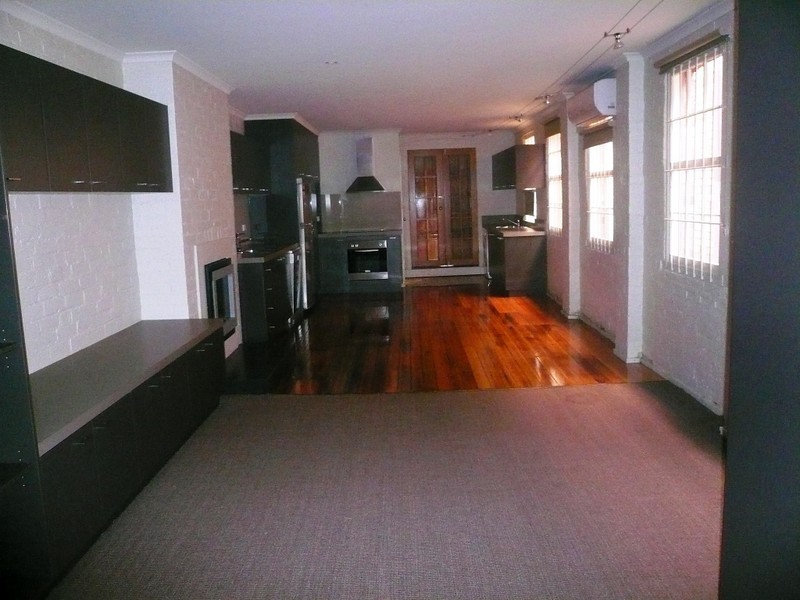 2/144 Charles Street, Launceston TAS 7250