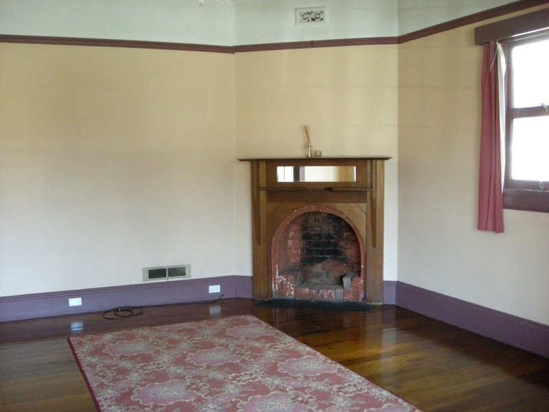 9 Waugh Street, Invermay TAS 7248