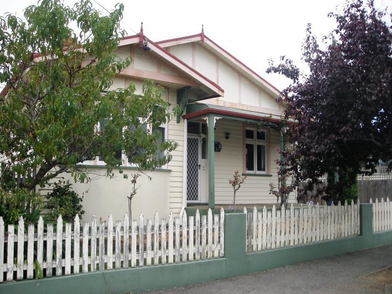 31 Henty Street, Invermay TAS 7248