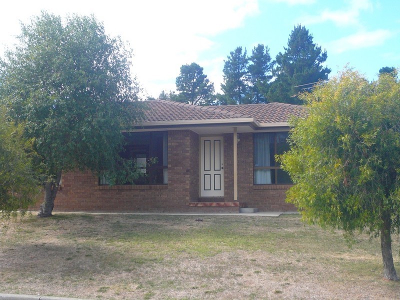 2/38-40 Parklands Parade, Newnham TAS 7248