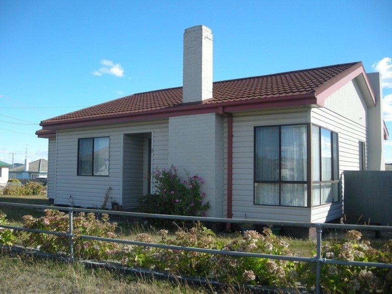 1 Eyre Street, Mayfield TAS 7248