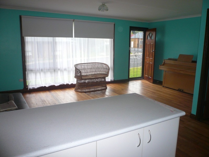 1/164 Weld Street, Beaconsfield TAS 7270