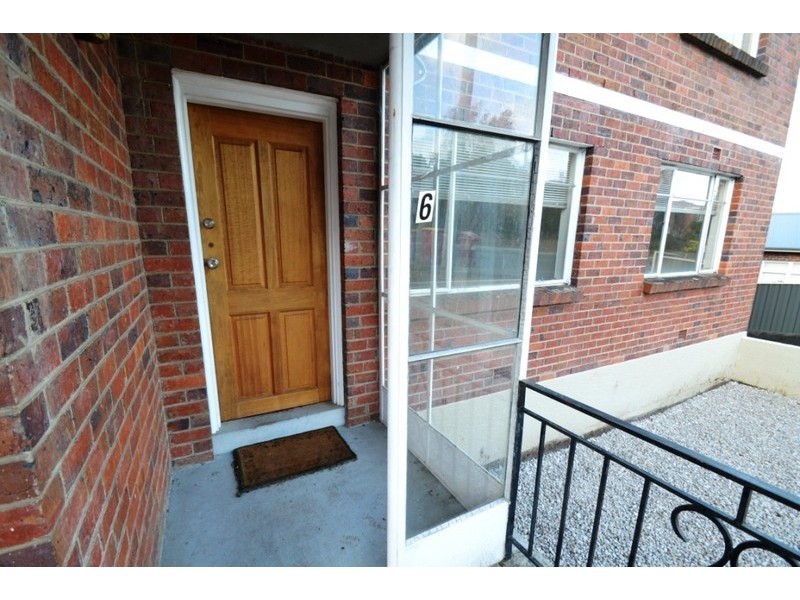 6/117 Penquite Road, Newstead TAS 7250