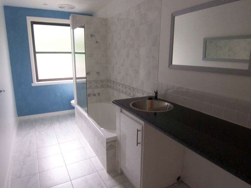 25 Clare Street, Mowbray TAS 7248