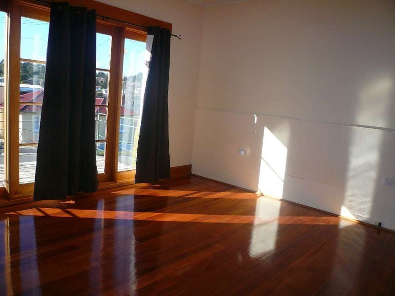 16 Martin Place, Kings Meadows TAS 7249