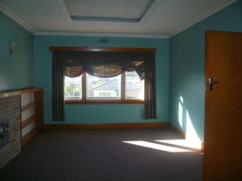 16 Martin Place, Kings Meadows TAS 7249