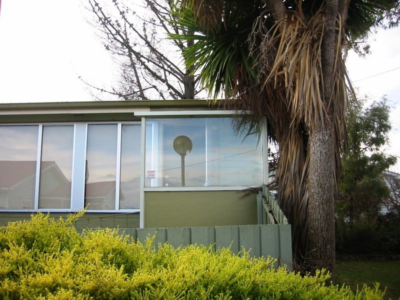 1/11a Cook Crescent, Mayfield TAS 7248