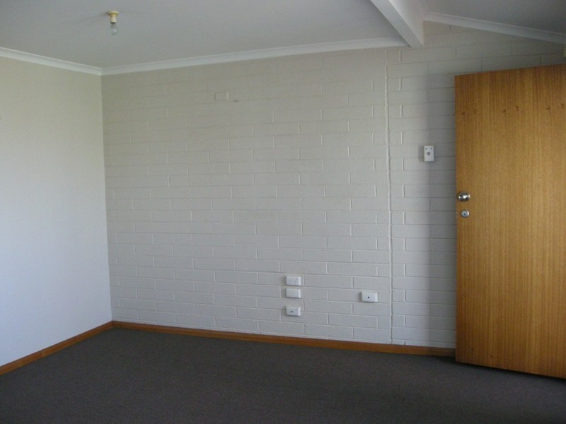 1/11a Cook Crescent, Mayfield TAS 7248