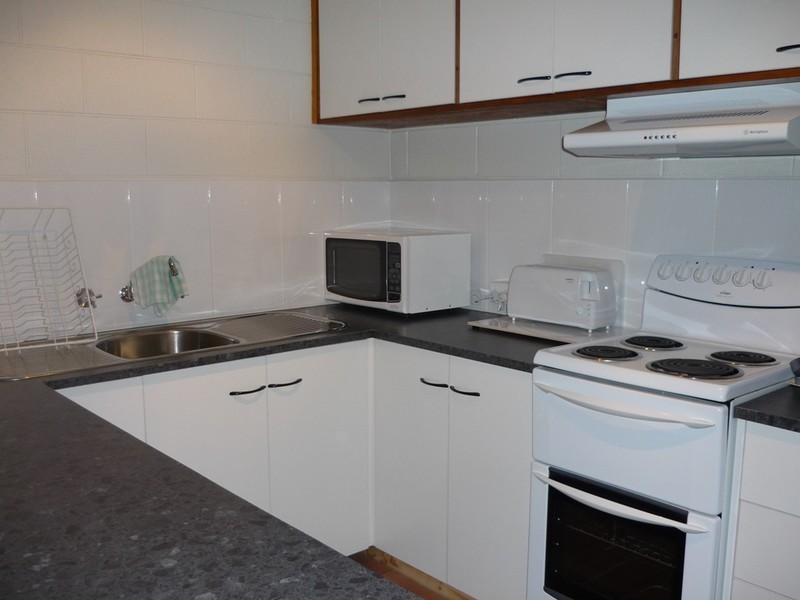 8/4 Haig Street, Mowbray TAS 7248