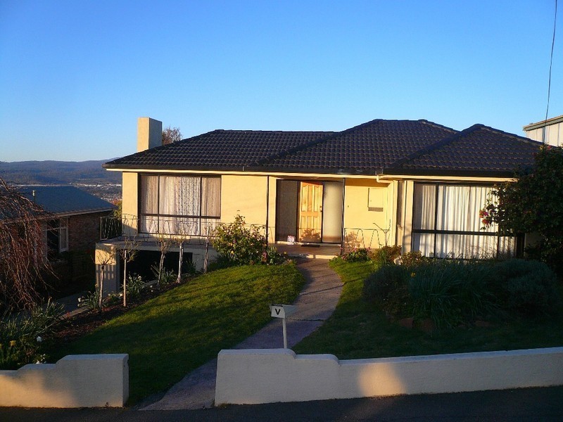 5 Denman Road, Trevallyn TAS 7250