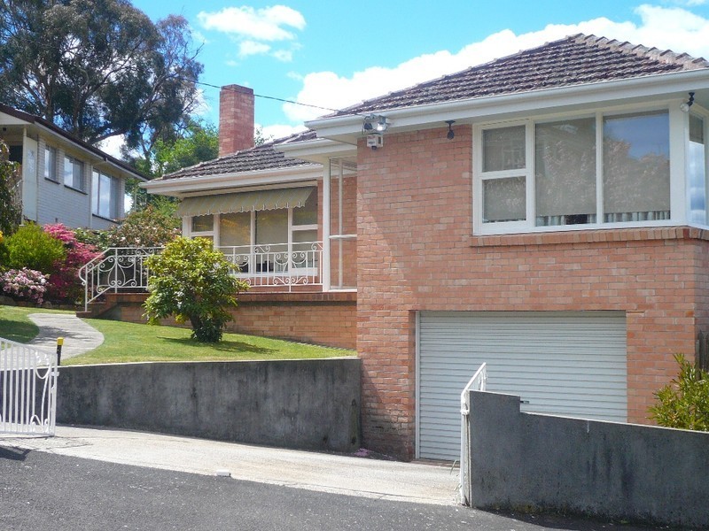 15 Barossa Place, Newstead TAS 7250