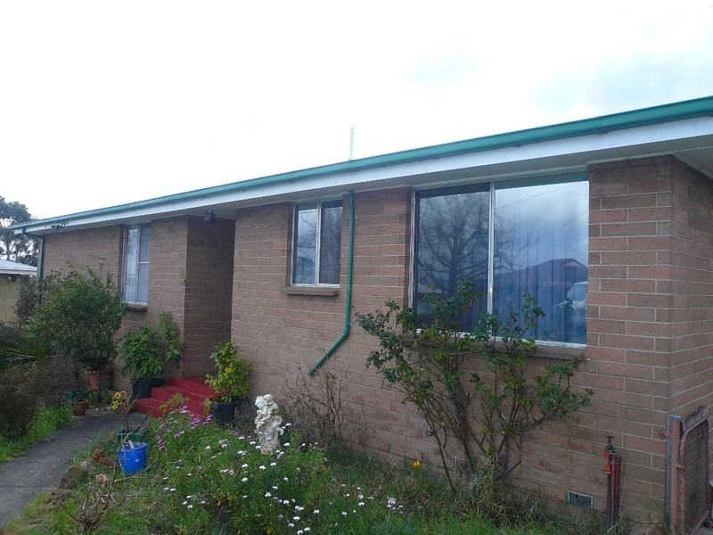 1 Suncrest Place, Ravenswood TAS 7250