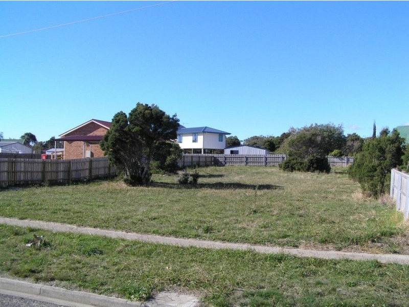 15 Reece Street, George Town TAS 7253